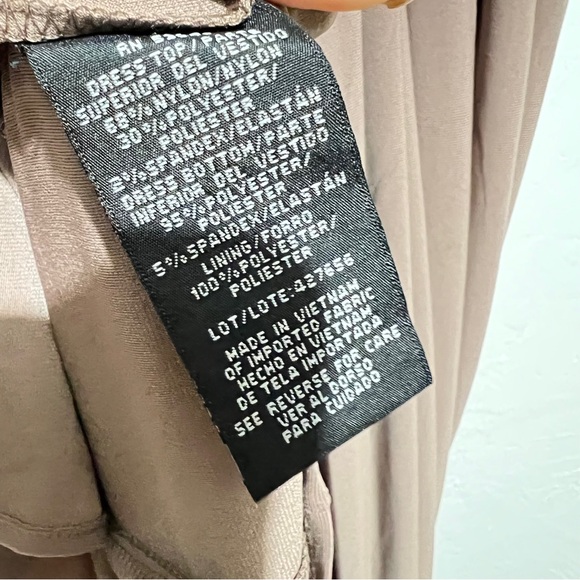 NW Night Way Cocktail evening sequins maxi dress size 8
: Box 0011: - Picture 10 of 12